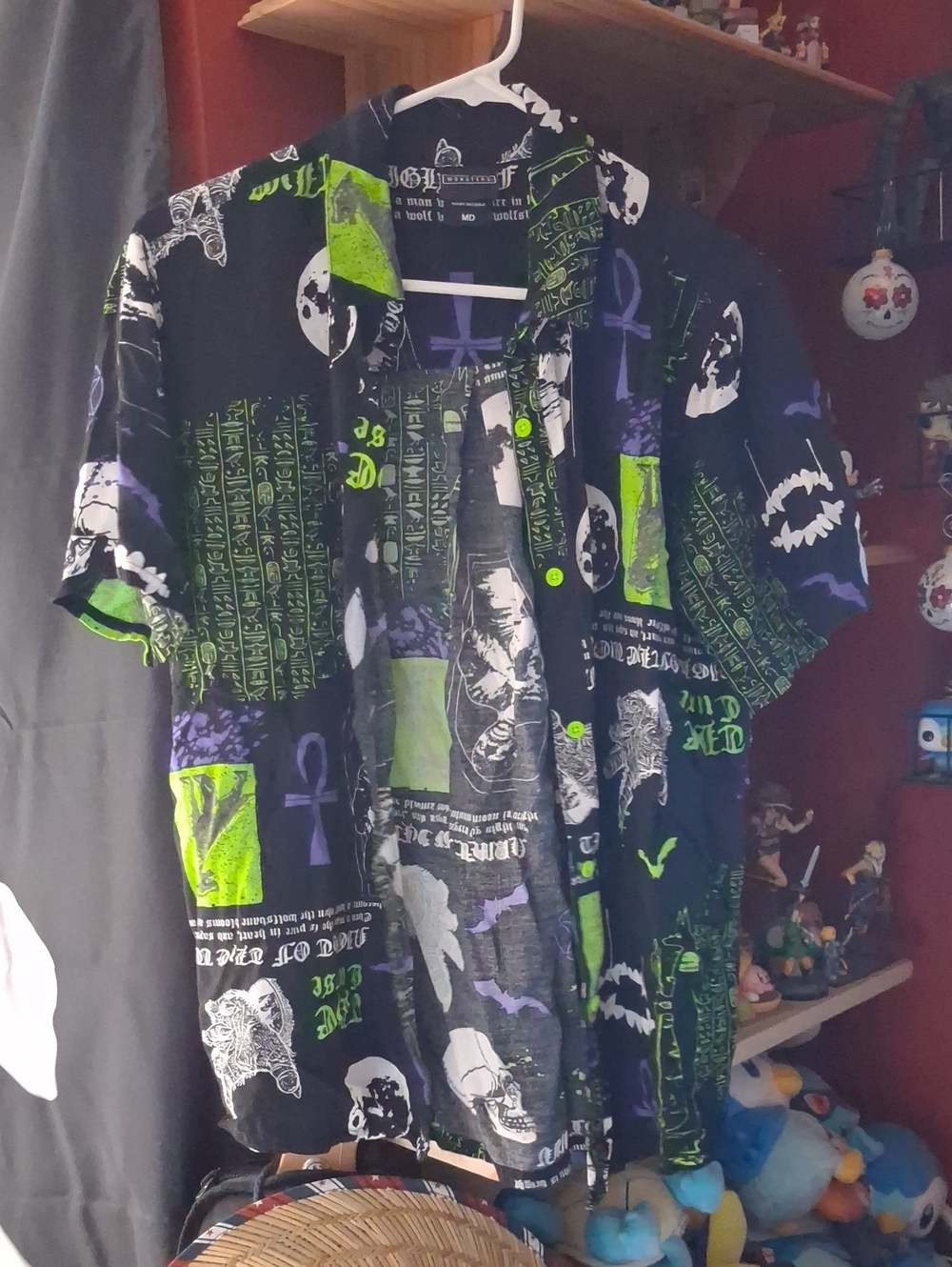 Universal Monsters Shortsleeved Men's Button Up Shirt